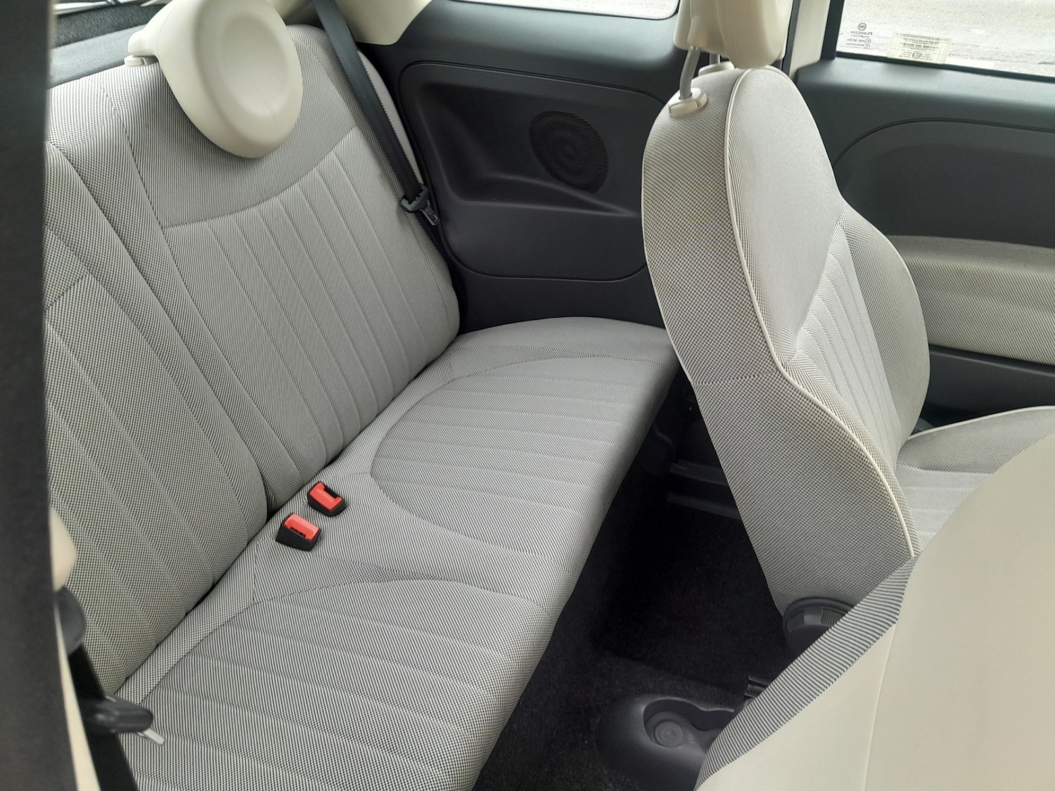 Used Fiat 500 2012 for sale - 77676869: Photo 2