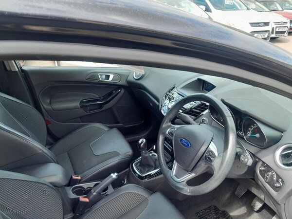 Used Ford Fiesta 2015 for sale - 75673803: Photo 6