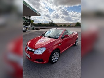 Used Vauxhall Tigra 2007 for sale - 79865854: Photo