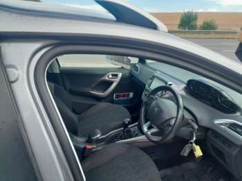 Used Peugeot 2008 2014 for sale - 71974418: Photo