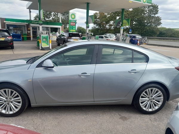 Used Vauxhall Insignia 2015 for sale - 75674206: Photo 3