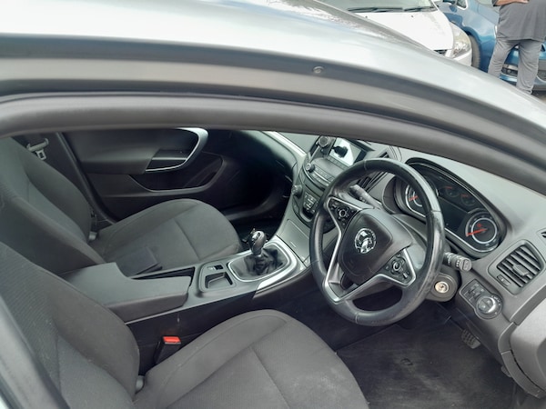 Used Vauxhall Insignia 2015 for sale - 75674206: Photo 5