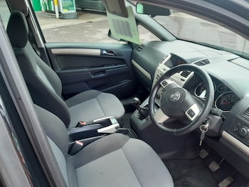 Used Vauxhall Zafira 2009 for sale - 78802848: Photo