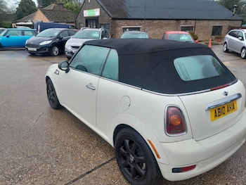 Used MINI Convertible 2010 for sale - 77475306: Photo
