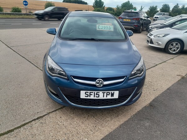 Used Vauxhall Astra 2015 for sale - 71884927: Photo 1