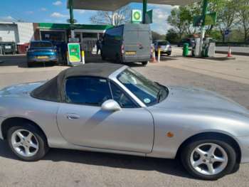 Used Mazda MX-5 2001 for sale - 74457354: Photo