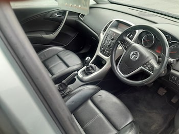 Used Vauxhall Astra 2014 for sale - 77475031: Photo