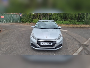 Used Peugeot 208 2017 for sale - 78409347: Photo