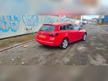 Used Vauxhall Astra 2012 for sale - 78410002: Photo