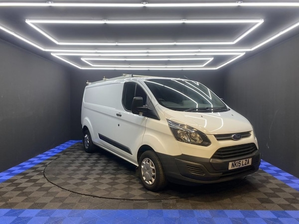 Used Ford Transit Custom 2015 for sale - 75727357: Photo 2