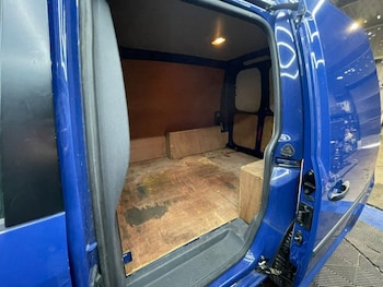 Used Volkswagen Caddy 2014 for sale - 76429599: Photo