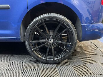 Used Volkswagen Caddy 2014 for sale - 76429599: Photo