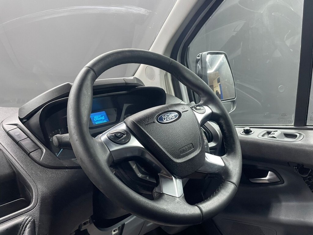 Used Ford Transit Custom 2015 for sale - 76372420: Photo 33
