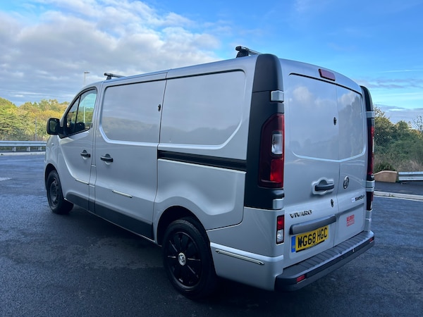 Used Vauxhall Vivaro 2018 for sale - 72595660: Photo 18