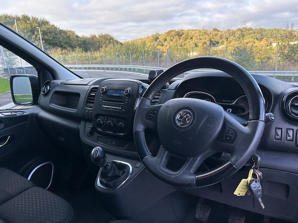 Used Vauxhall Vivaro 2018 for sale - 72595660: Photo 31