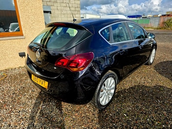 Used Vauxhall Astra 2010 for sale - 75706165: Photo