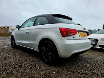 Used Audi A1 2013 for sale - 76162144: Photo 3