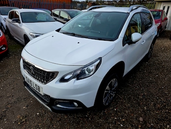 Used Peugeot 2008 2016 for sale - 76987017: Photo
