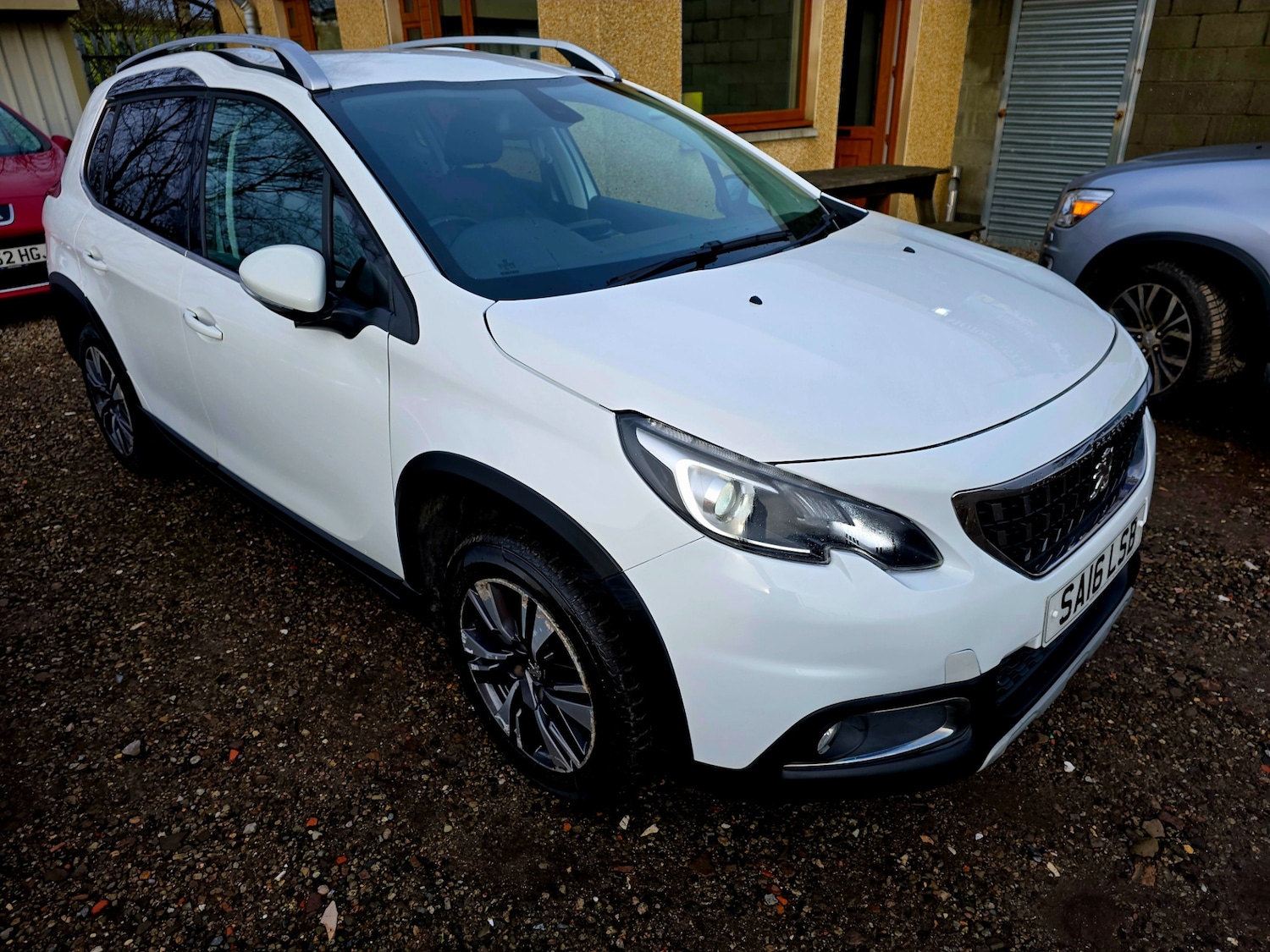 Used Peugeot 2008 2016 for sale - 76987017: Photo 2