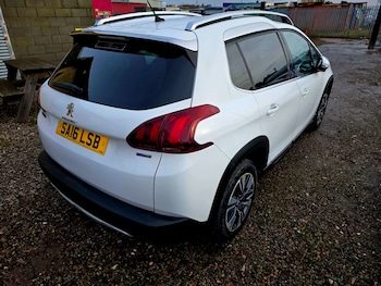 Used Peugeot 2008 2016 for sale - 76987017: Photo