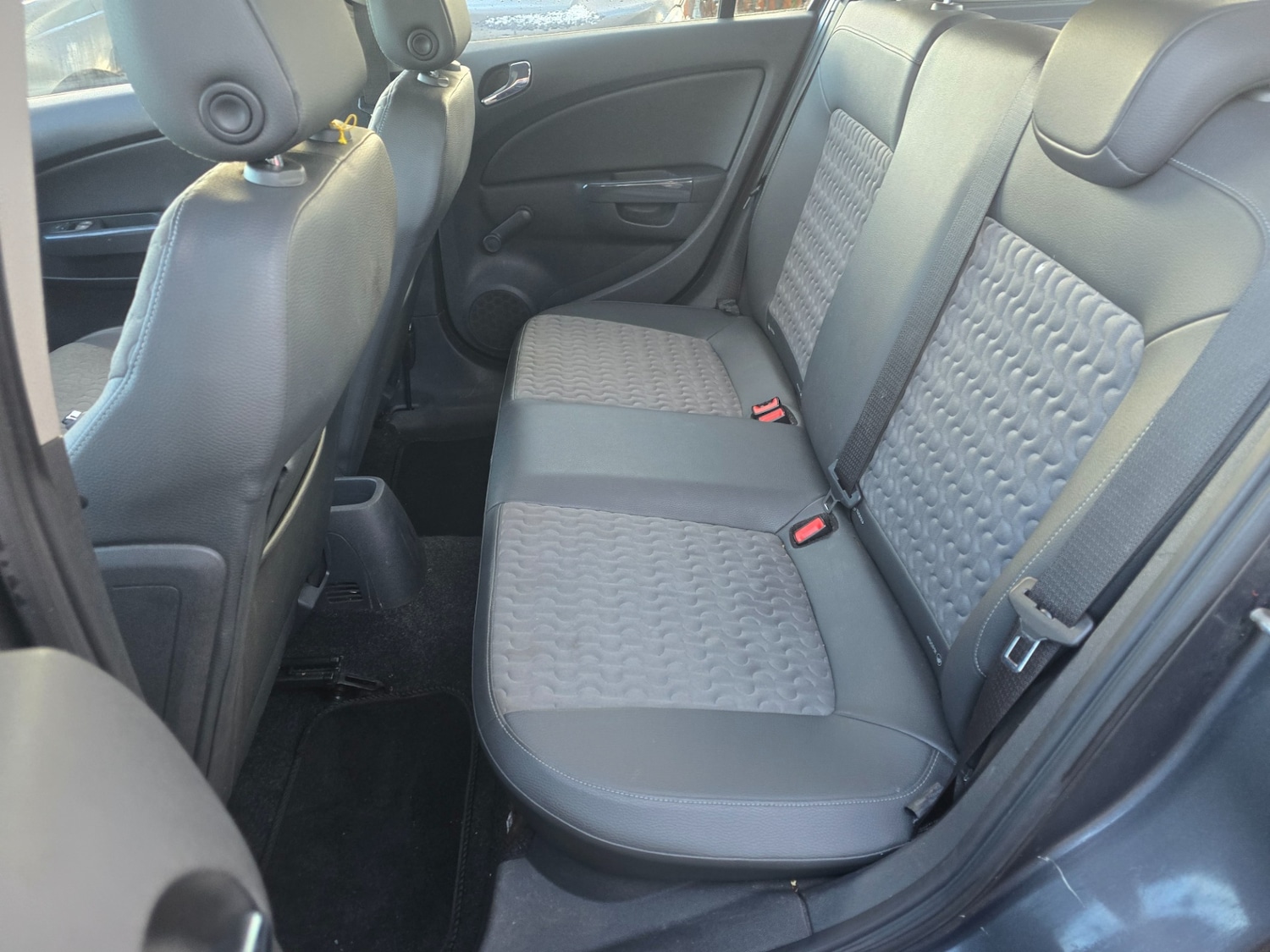 Used Vauxhall Corsa 2011 for sale - 77548136: Photo 13