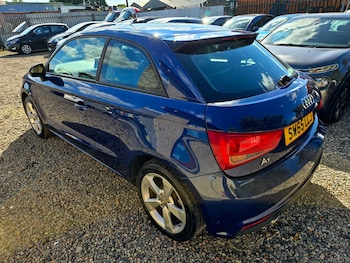 Used Audi A1 2016 for sale - 76070538: Photo 3