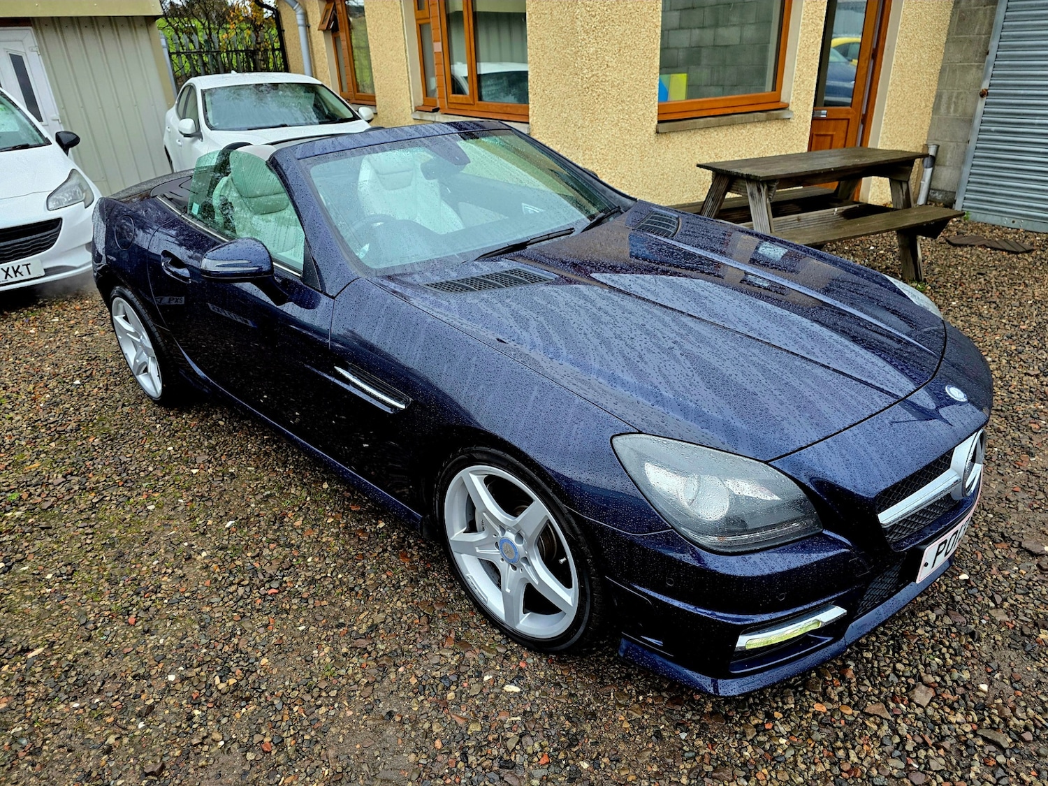 Used Mercedes-Benz SLK 2013 for sale - 76332392: Photo 2