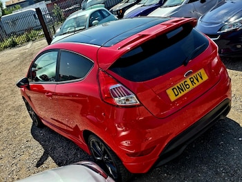 Used Ford Fiesta 2016 for sale - 79208255: Photo