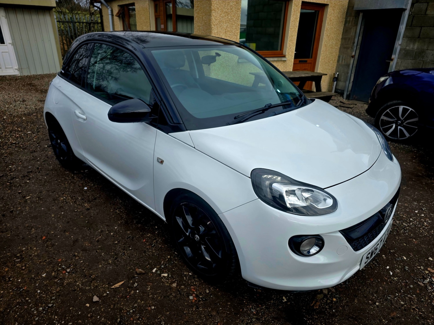 Used Vauxhall ADAM 2017 for sale - 77906730: Photo 2