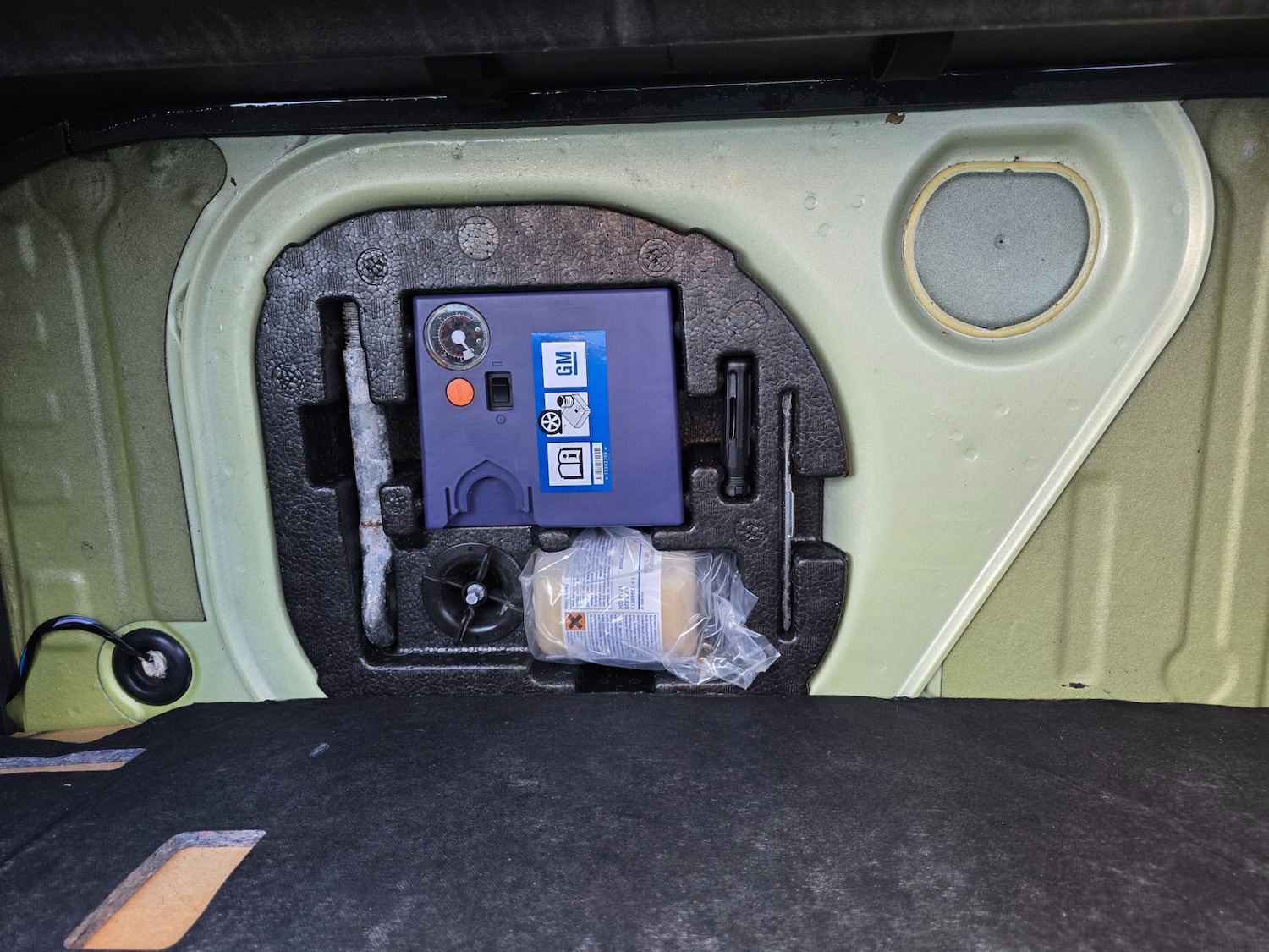 Used Vauxhall ADAM 2014 for sale - 77189563: Photo 18