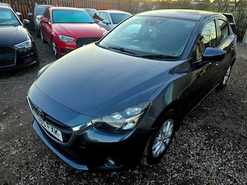 Used Mazda Mazda2 2015 for sale - 77782094: Photo