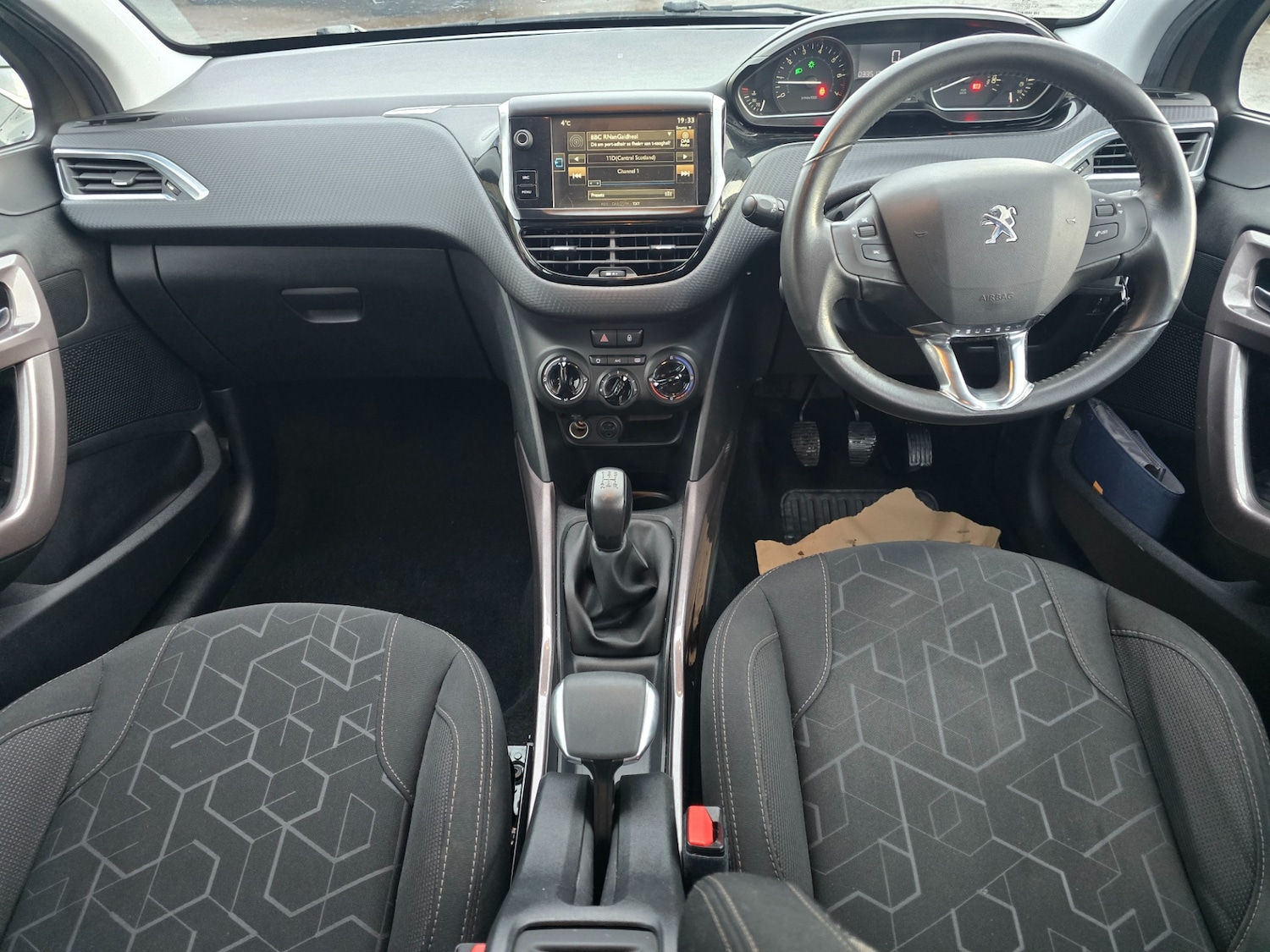 Used Peugeot 2008 2016 for sale - 77228467: Photo 13
