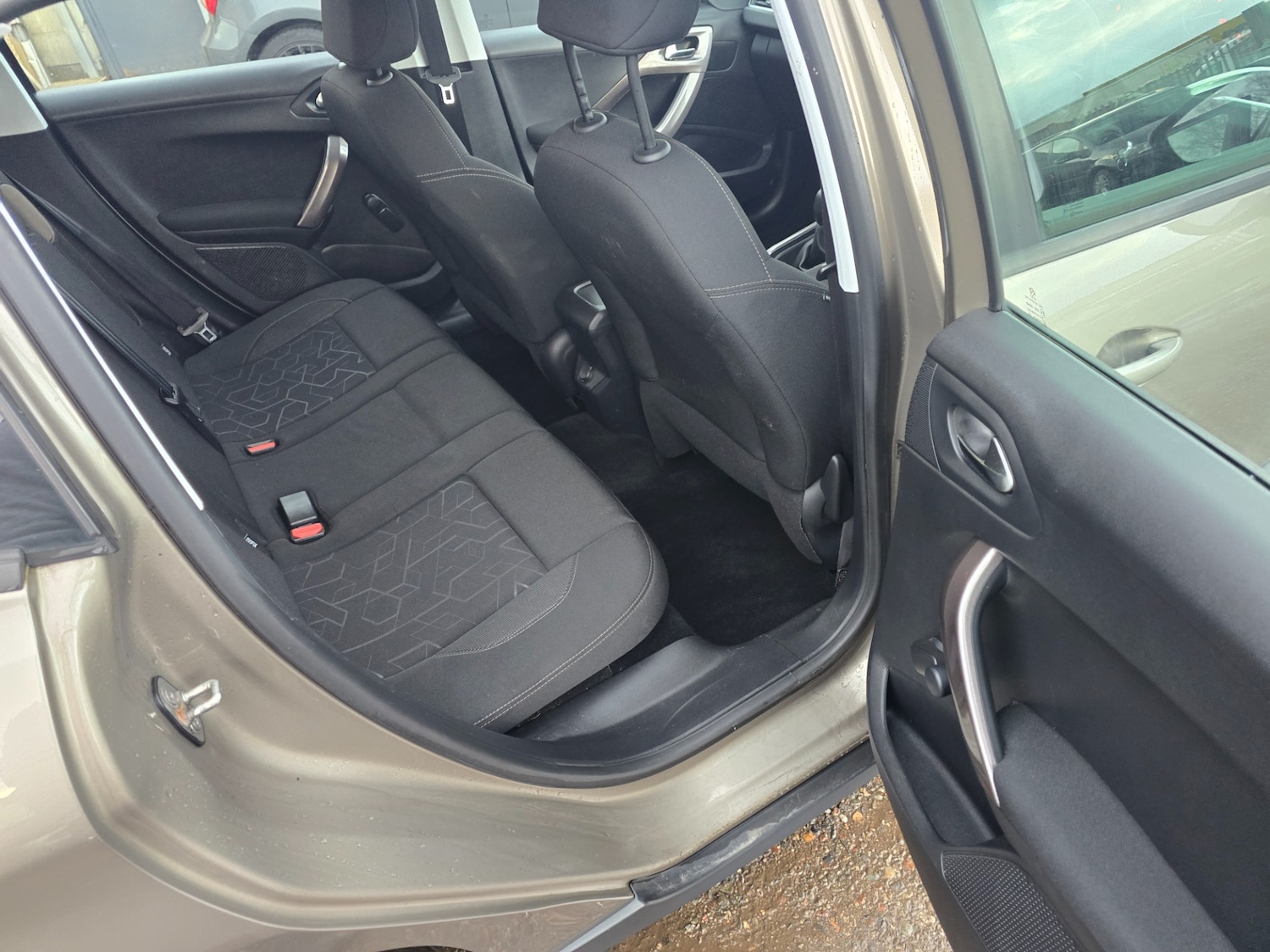 Used Peugeot 2008 2016 for sale - 77228467: Photo 15