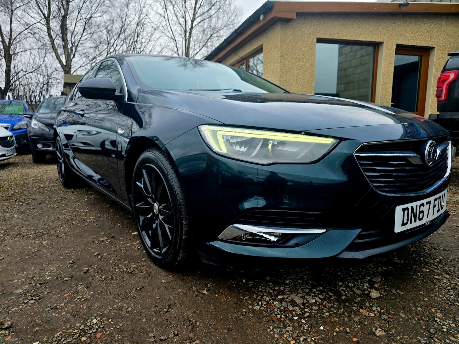 Used Vauxhall Insignia 2017 for sale - 77452796: Photo 1