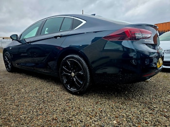 Used Vauxhall Insignia 2017 for sale - 77452796: Photo