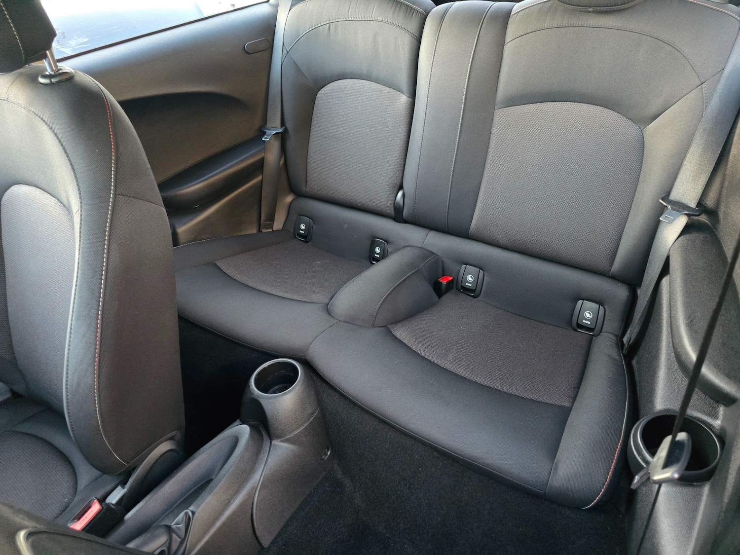 Used MINI Hatch 2018 for sale - 77047497: Photo 15