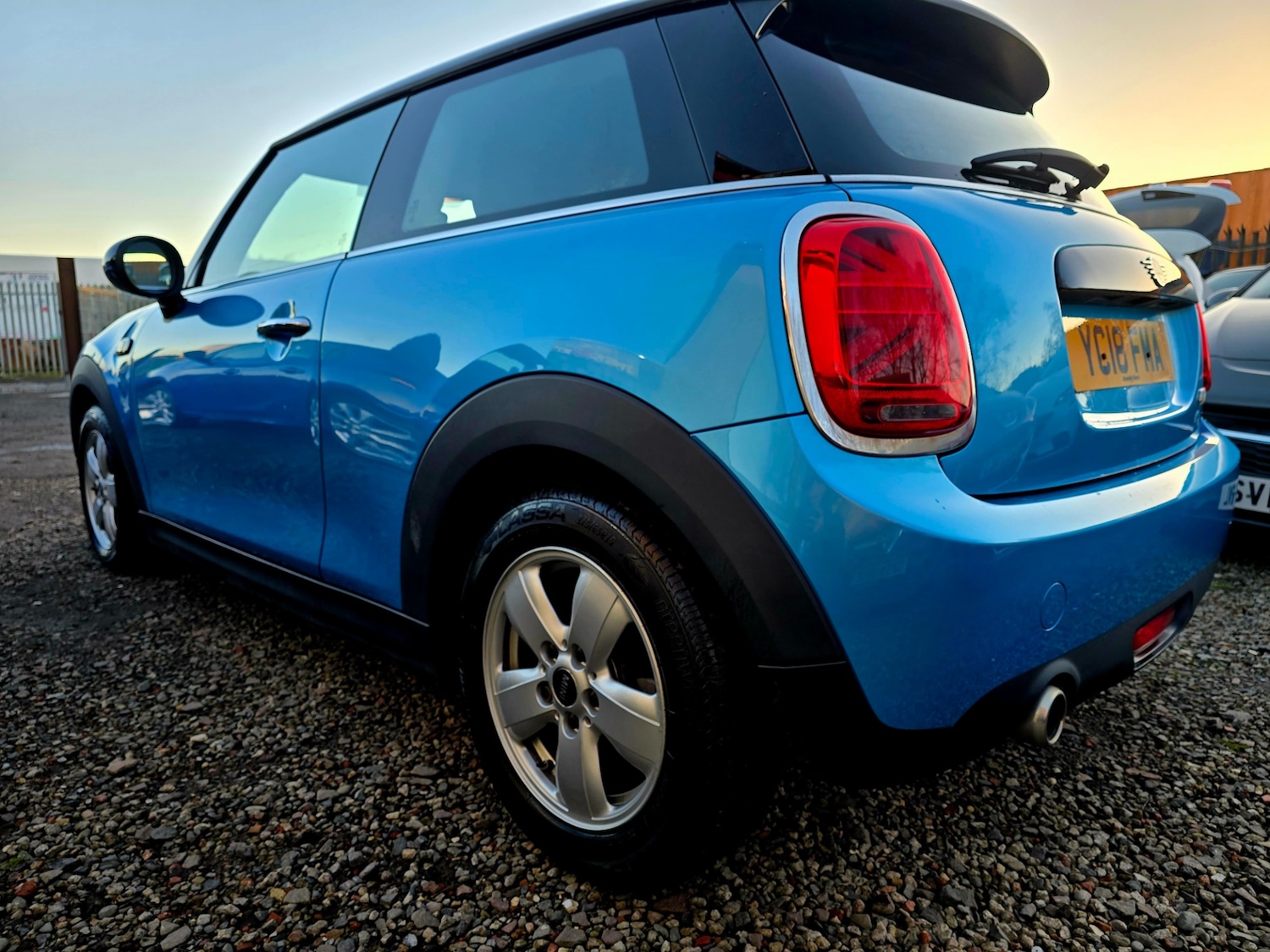 Used MINI Hatch 2018 for sale - 77047497: Photo 8