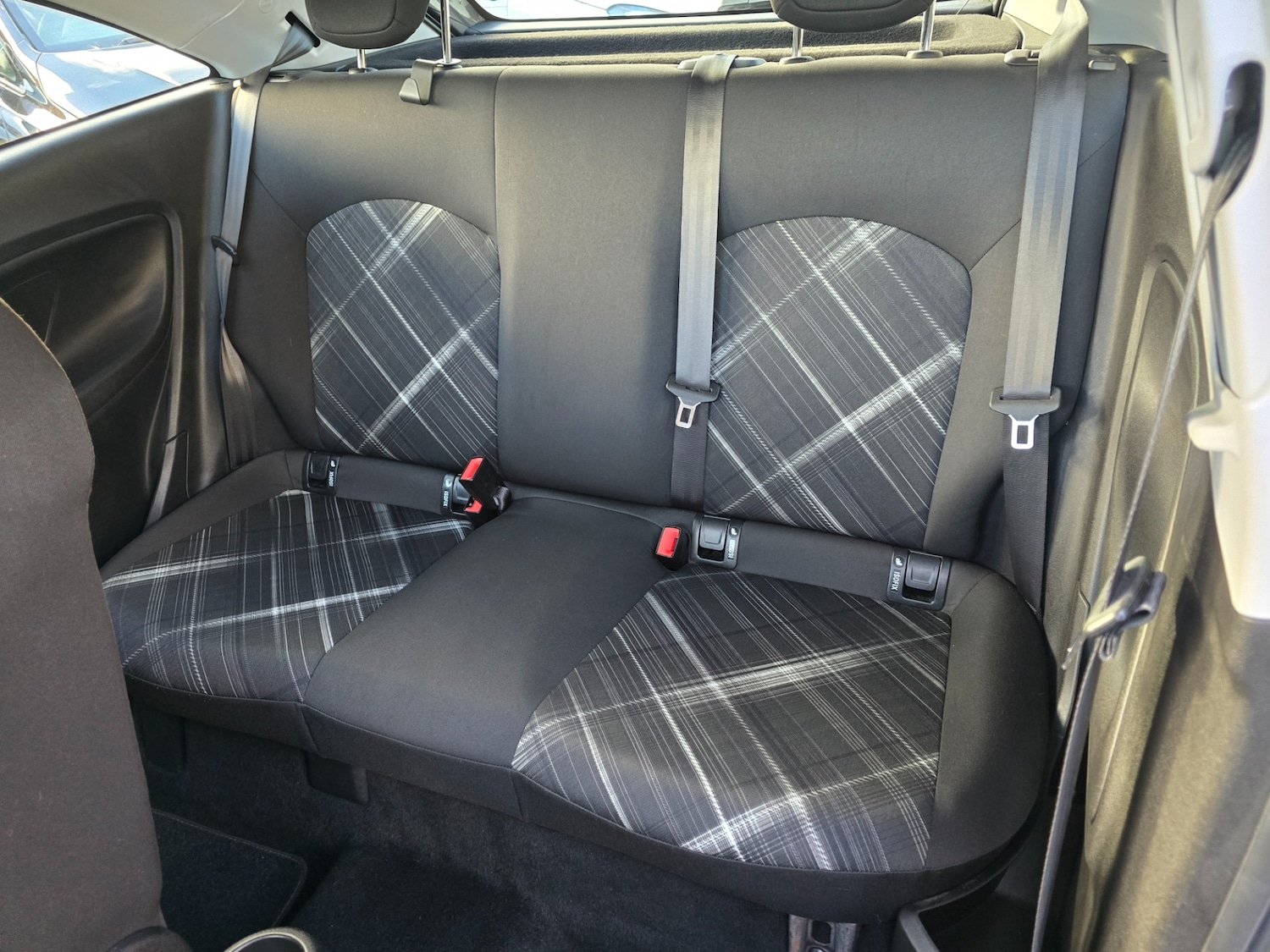 Used Vauxhall Corsa 2015 for sale - 76385728: Photo 16