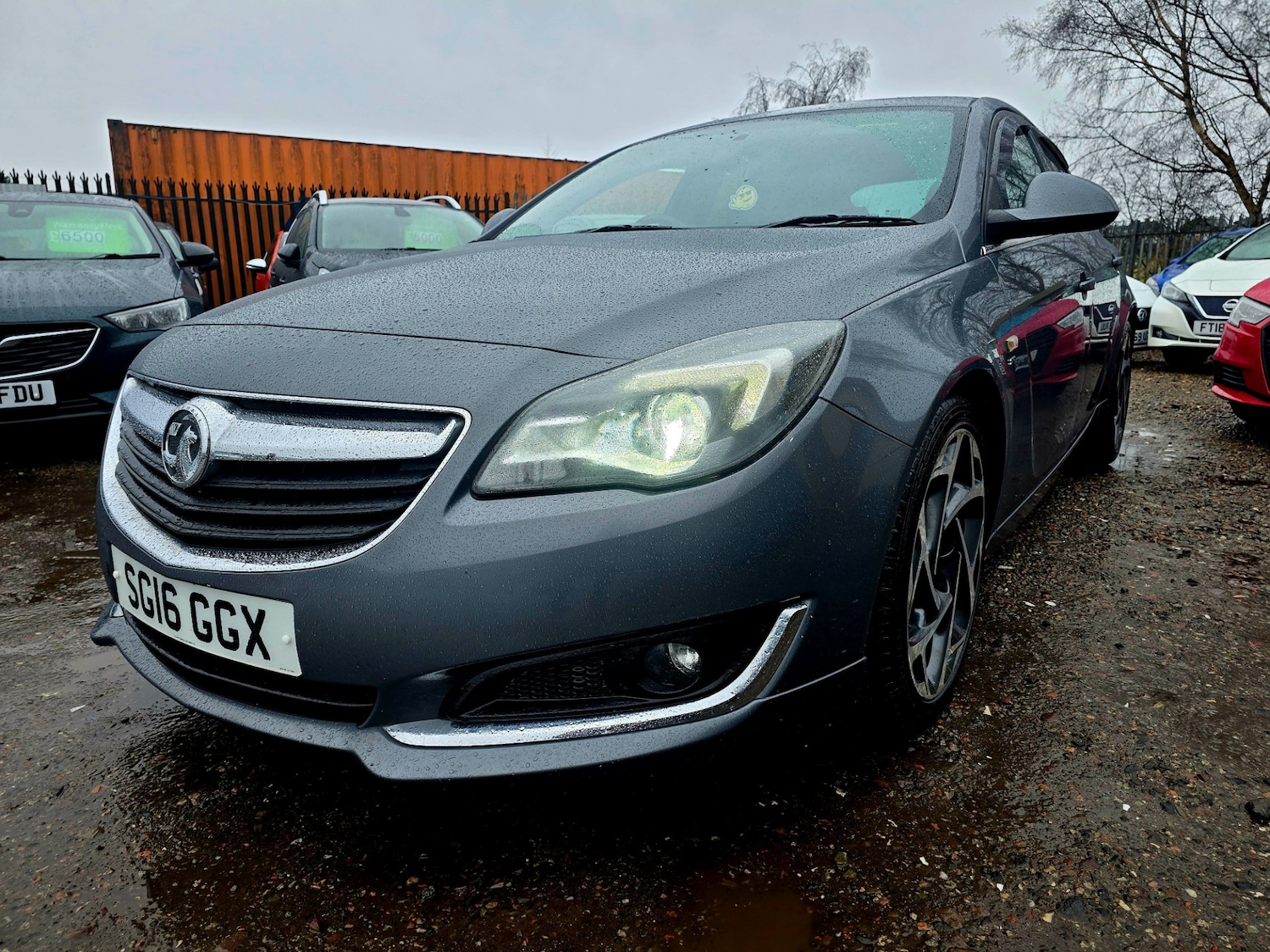 Used Vauxhall Insignia 2016 for sale - 77536239: Photo 2