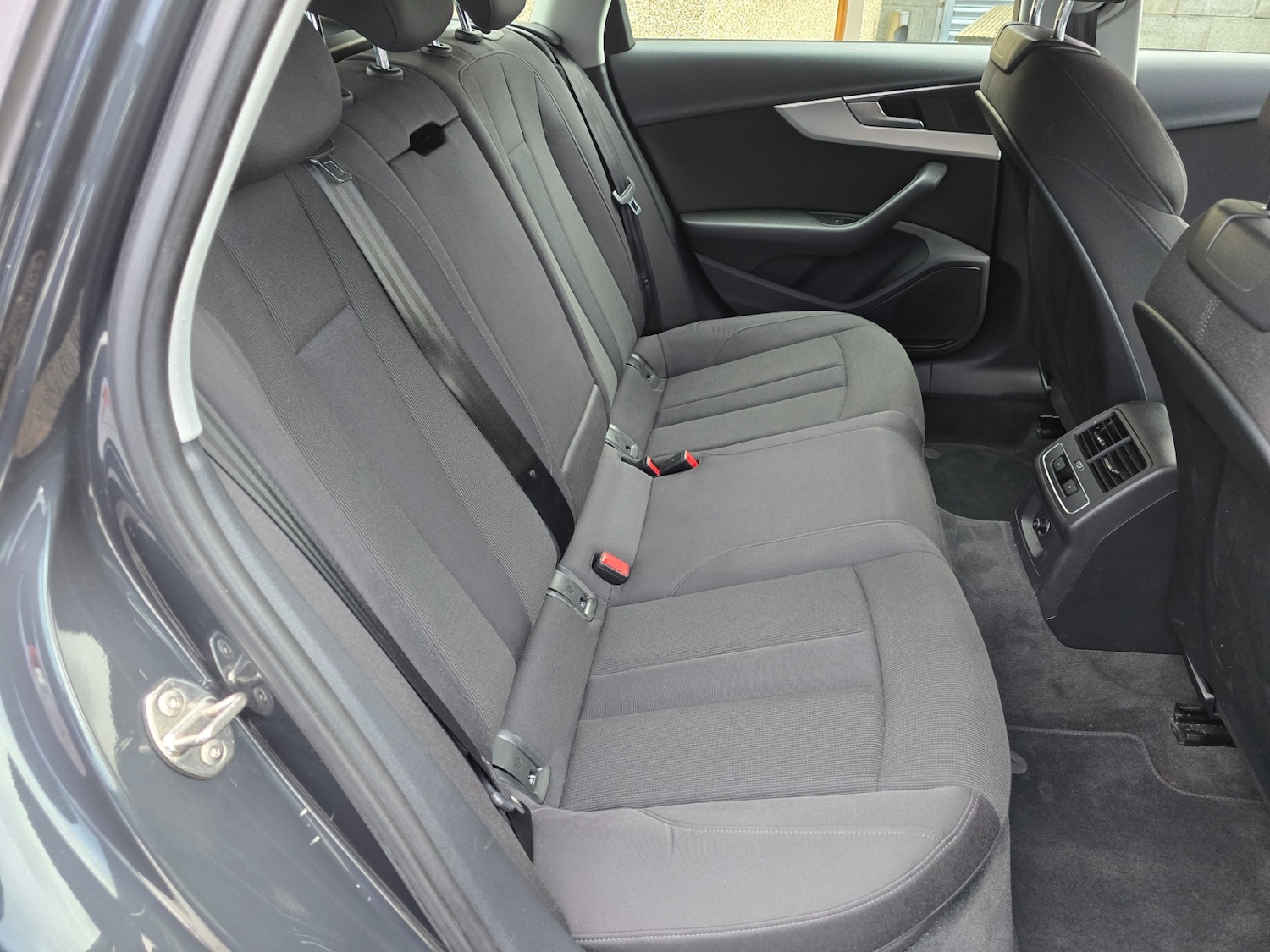 Used Audi A4 2016 for sale - 76518030: Photo 15