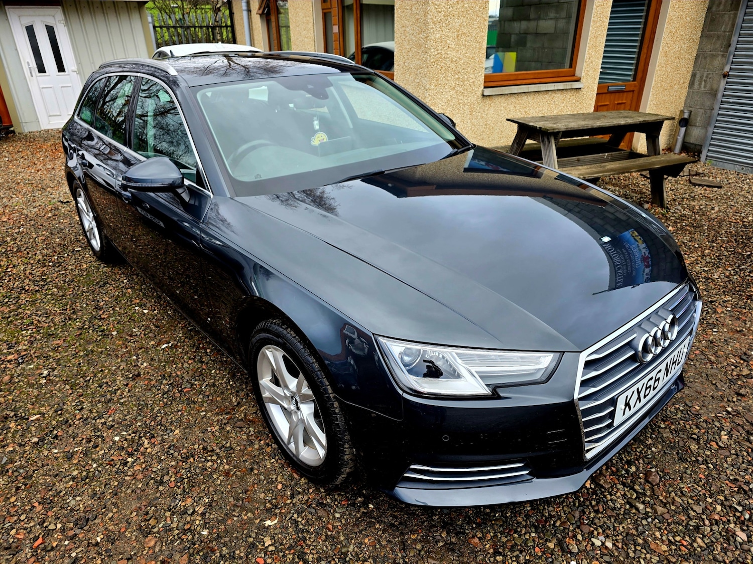 Used Audi A4 2016 for sale - 76518030: Photo 2