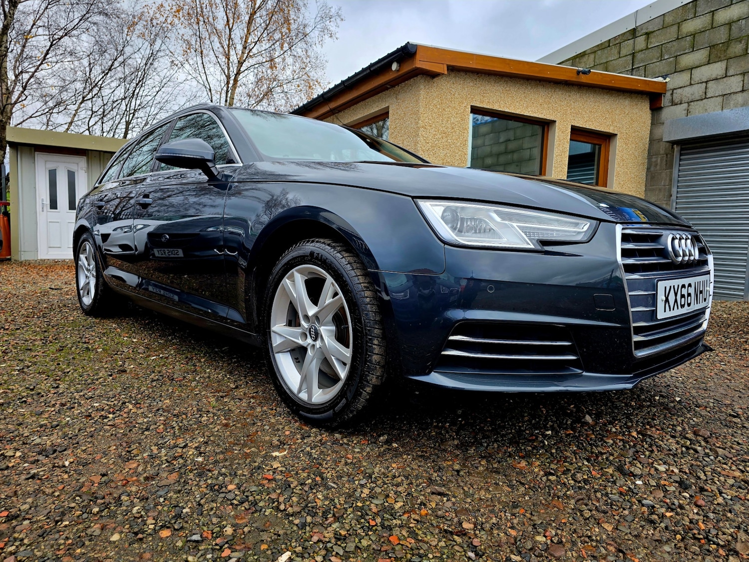 Used Audi A4 2016 for sale - 76518030: Photo 5