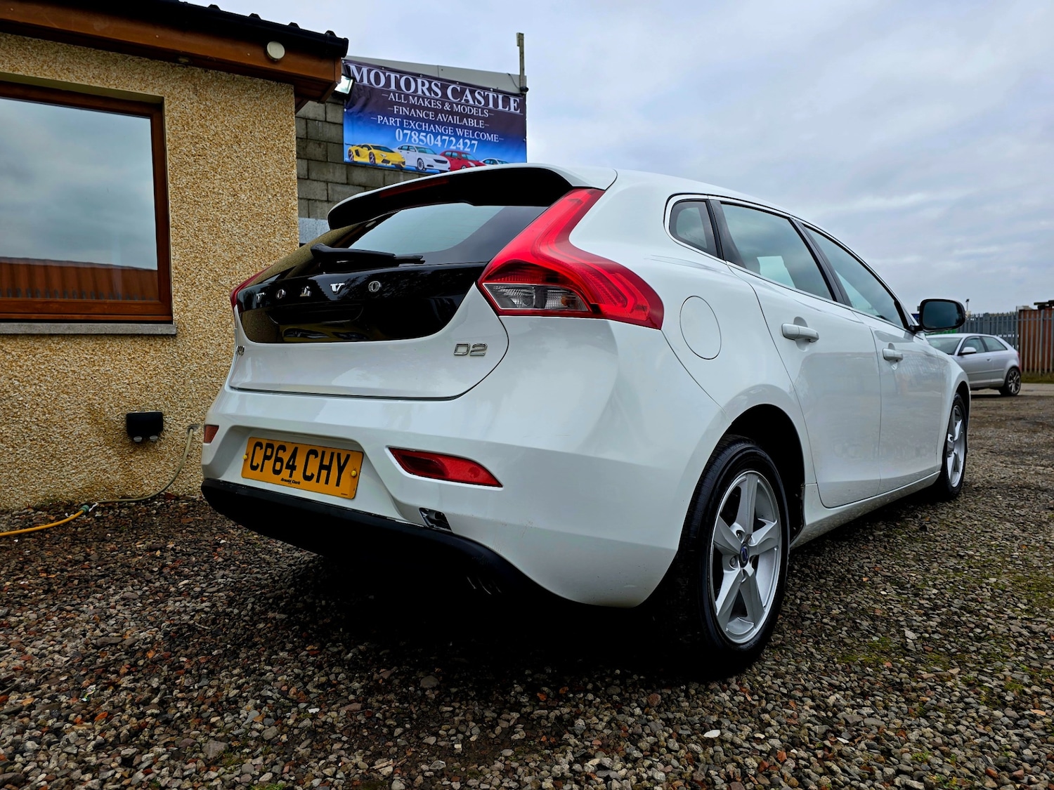 Used Volvo V40 2014 for sale - 76299328: Photo 4