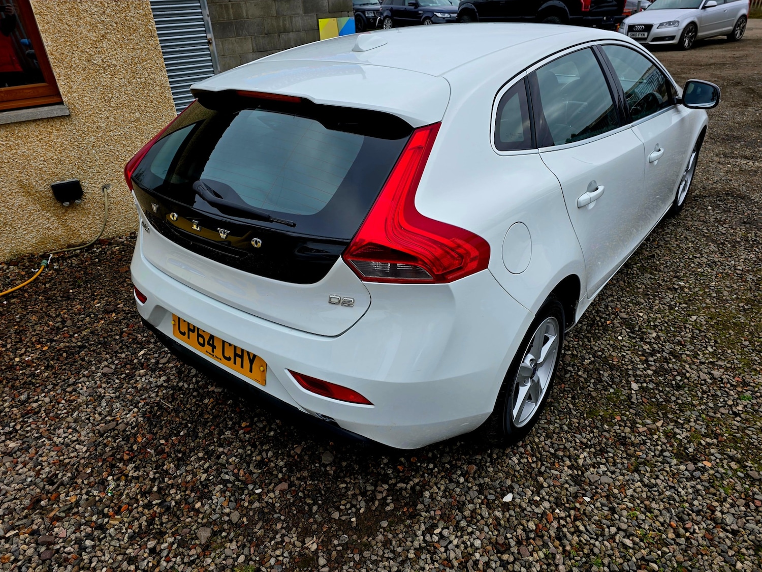 Used Volvo V40 2014 for sale - 76299328: Photo 8