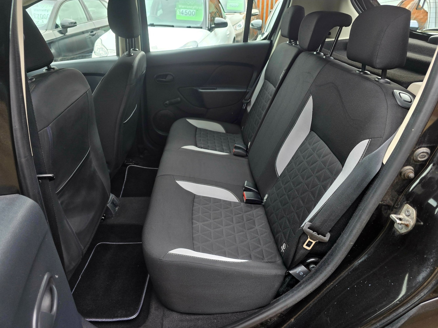 Used Dacia Sandero Stepway 2016 for sale - 78004319: Photo 10