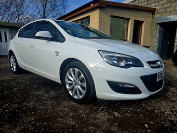 Used Vauxhall Astra 2013 for sale - 77749406: Photo
