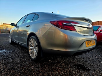 Used Vauxhall Insignia 2015 for sale - 77782097: Photo