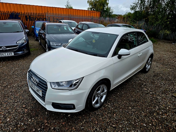Used Audi A1 2018 for sale - 76006538: Photo 2
