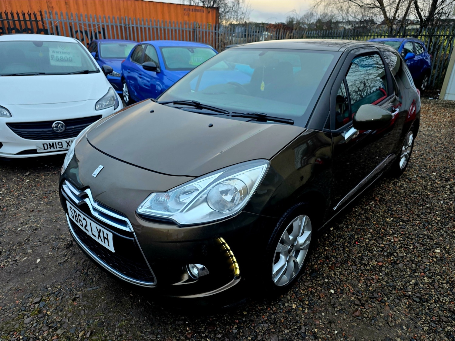Used Citroen DS3 2013 for sale - 77080607: Photo 2