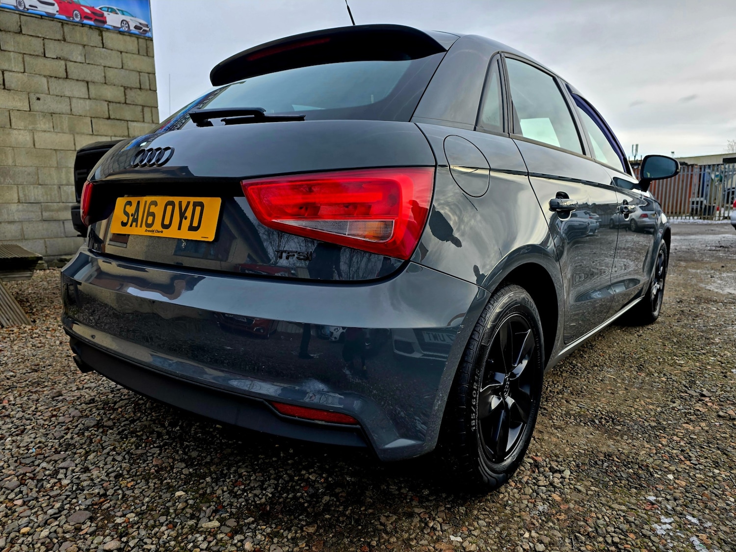 Used Audi A1 2016 for sale - 76665931: Photo 4